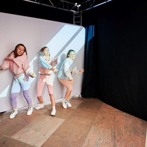 %OneTec - Event Technology - Brand Activations - IT Rental - Photobooth - Badging - Registration%
